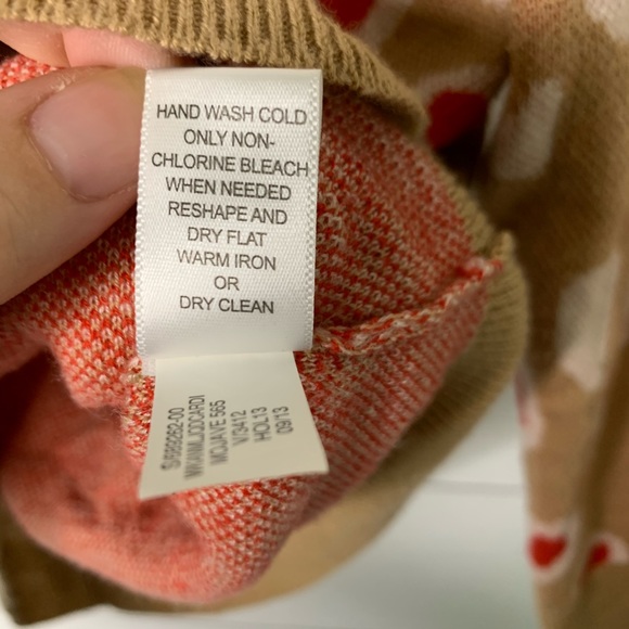 SOLD Banana Republic cream leopard print cardigan - Picture 6 of 8